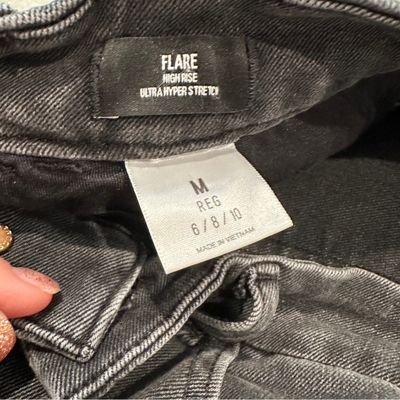 NWOT Express high rise black flare jeans - ultra hyper stretch - Picture 6 of 6